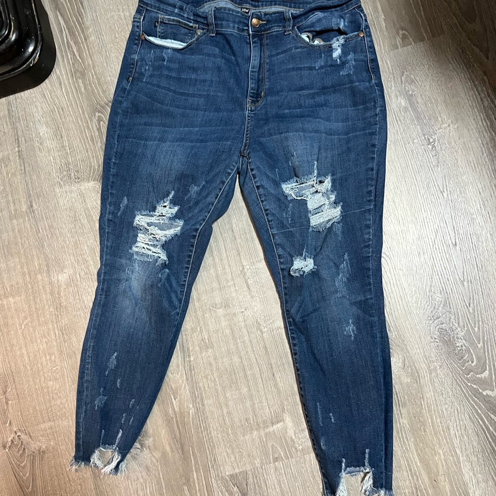Judy Blue jeans distressed Plus